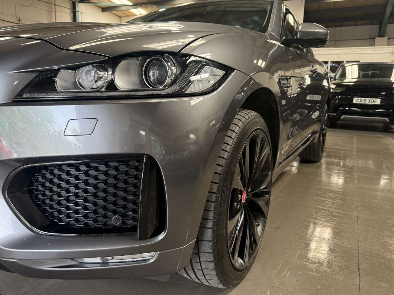 2017 JAGUAR F-PACE 2017 JAGUAR F-PACE