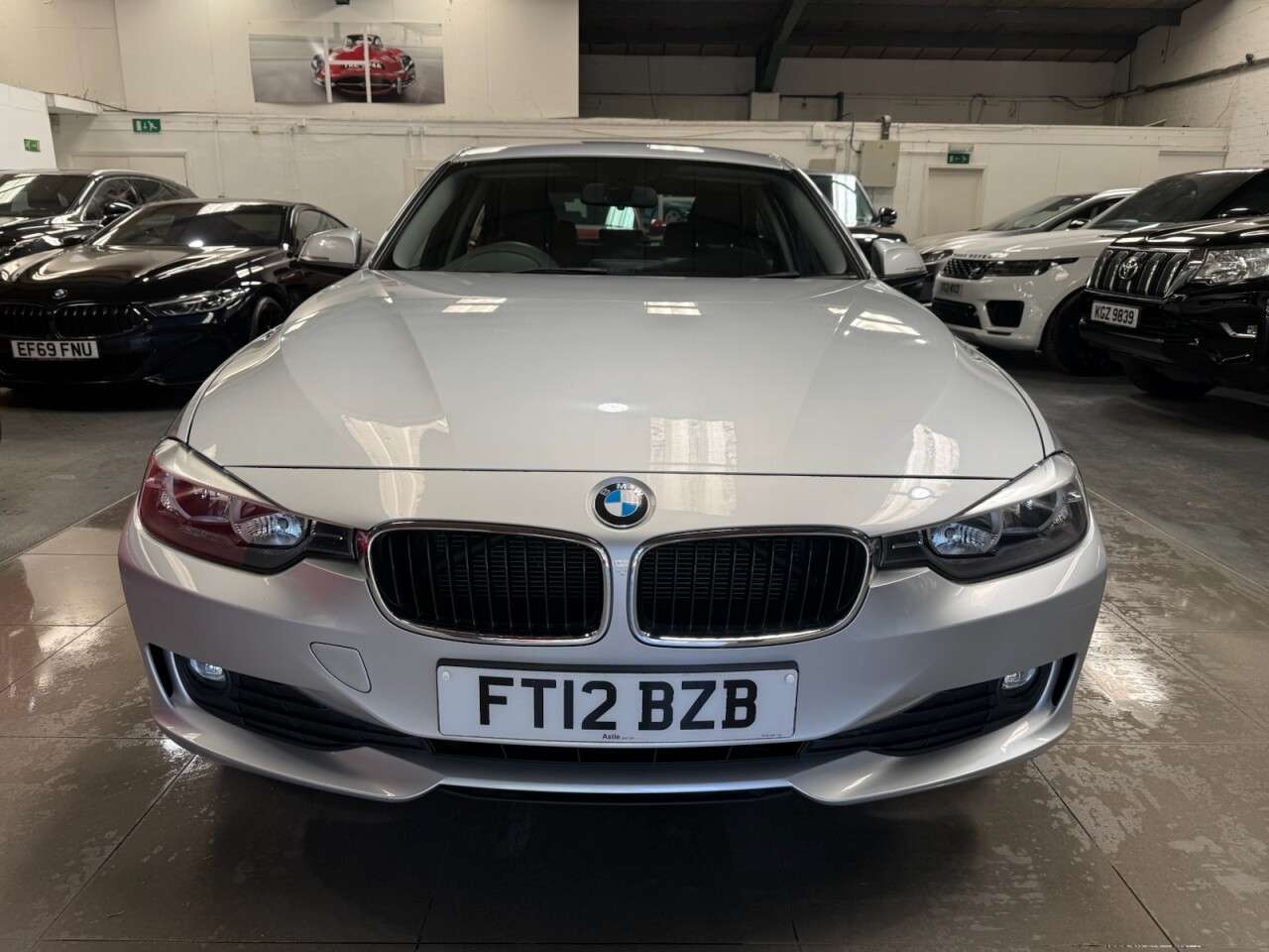 A 2012 BMW 3 SERIES 2.0 320d SE Saloon 4dr Diesel Auto Euro 5 (s/s) (184 ps) A 2012 BMW 3 SERIES 2.0 320d SE Saloon 4dr Diesel Auto Euro 5 (s/s) (184 ps)