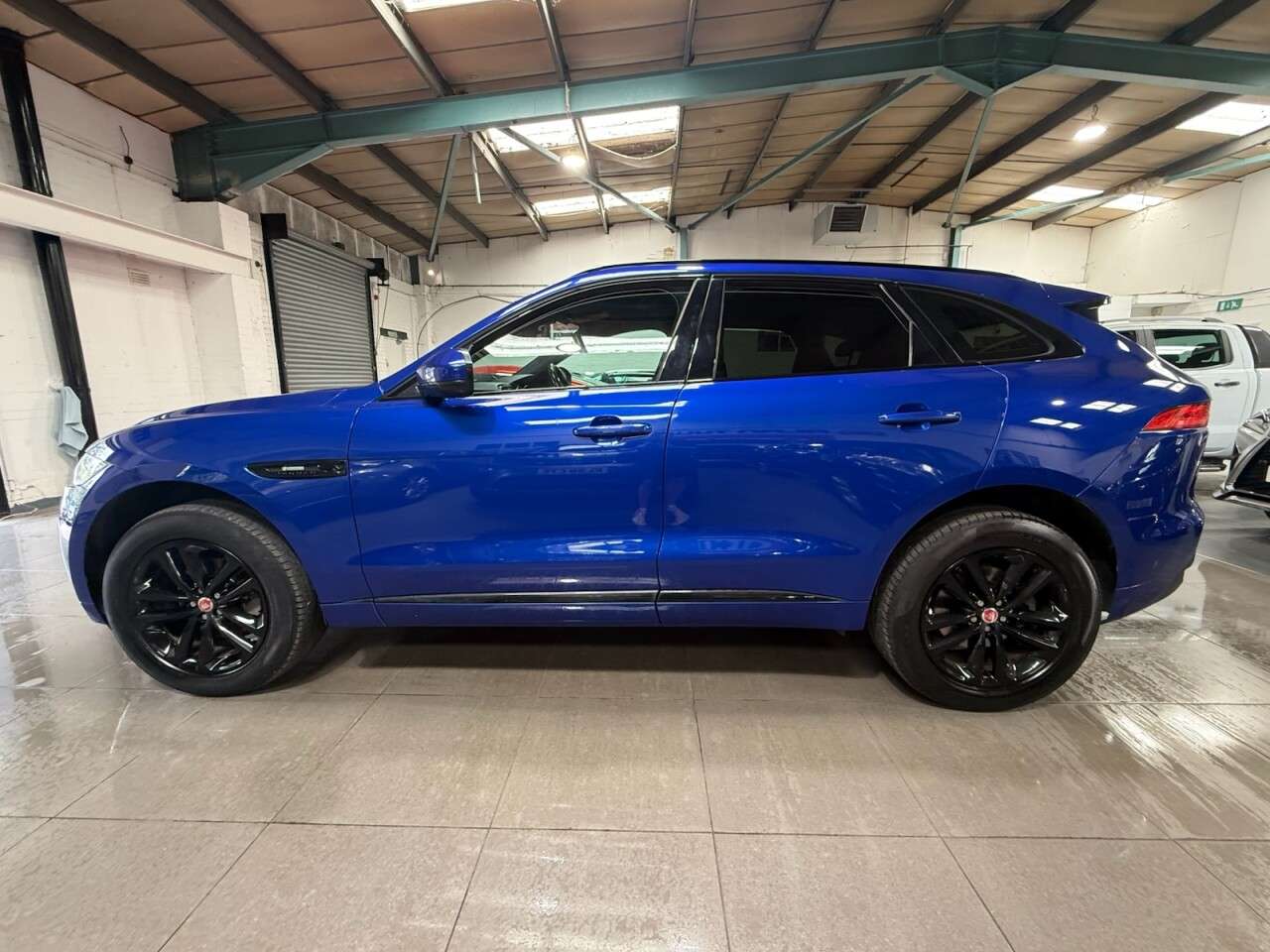 2019 JAGUAR F-PACE 2019 JAGUAR F-PACE