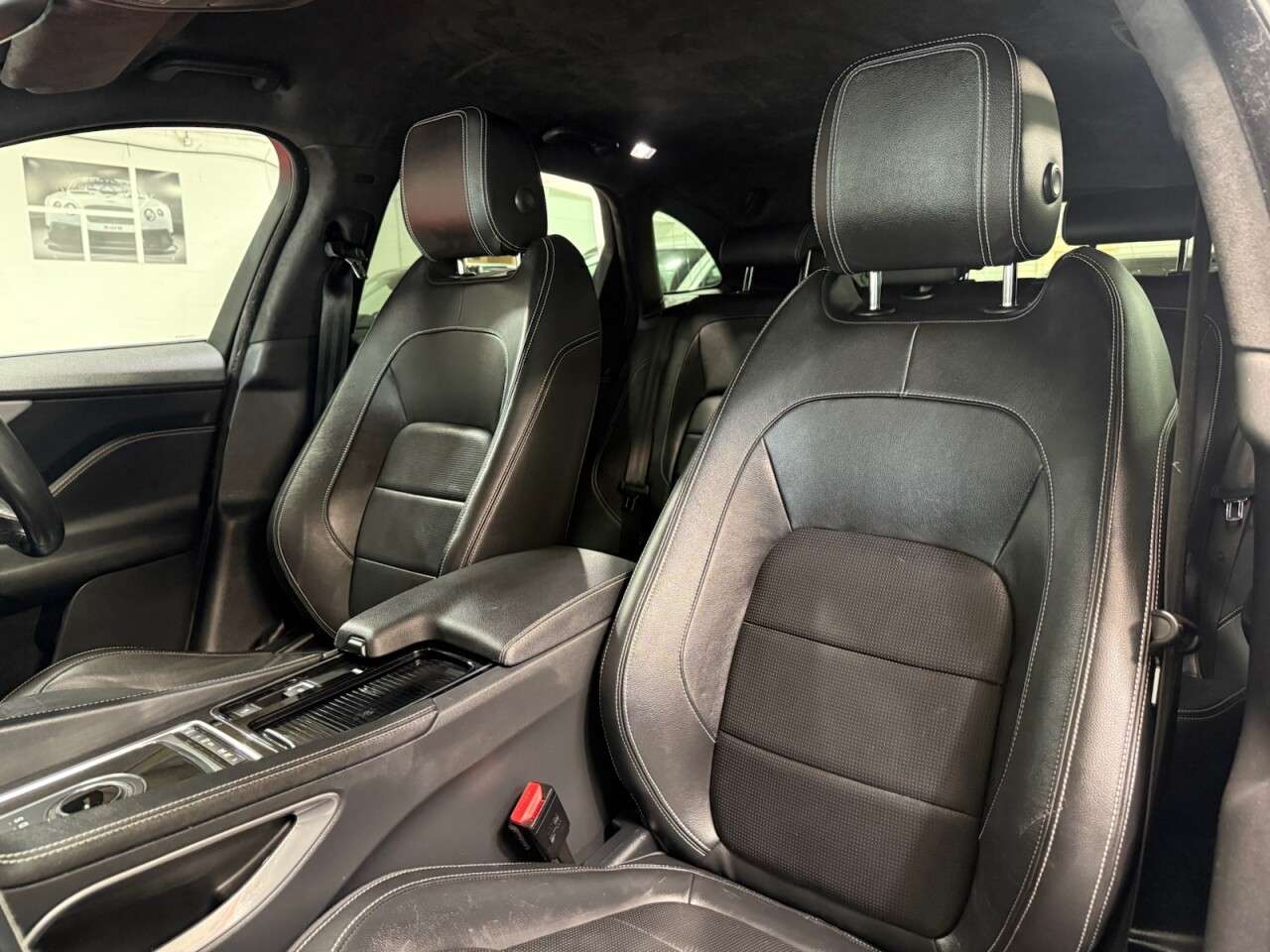 2019 JAGUAR F-PACE 2019 JAGUAR F-PACE