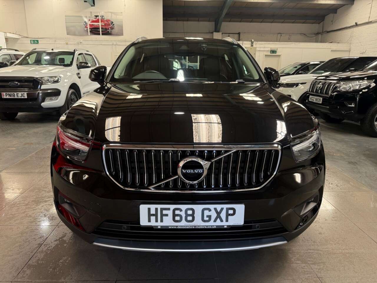 A 2018 VOLVO XC40 2.0 D4 Inscription SUV 5dr Diesel Auto AWD Euro 6 (s/s) (190 ps) A 2018 VOLVO XC40 2.0 D4 Inscription SUV 5dr Diesel Auto AWD Euro 6 (s/s) (190 ps)