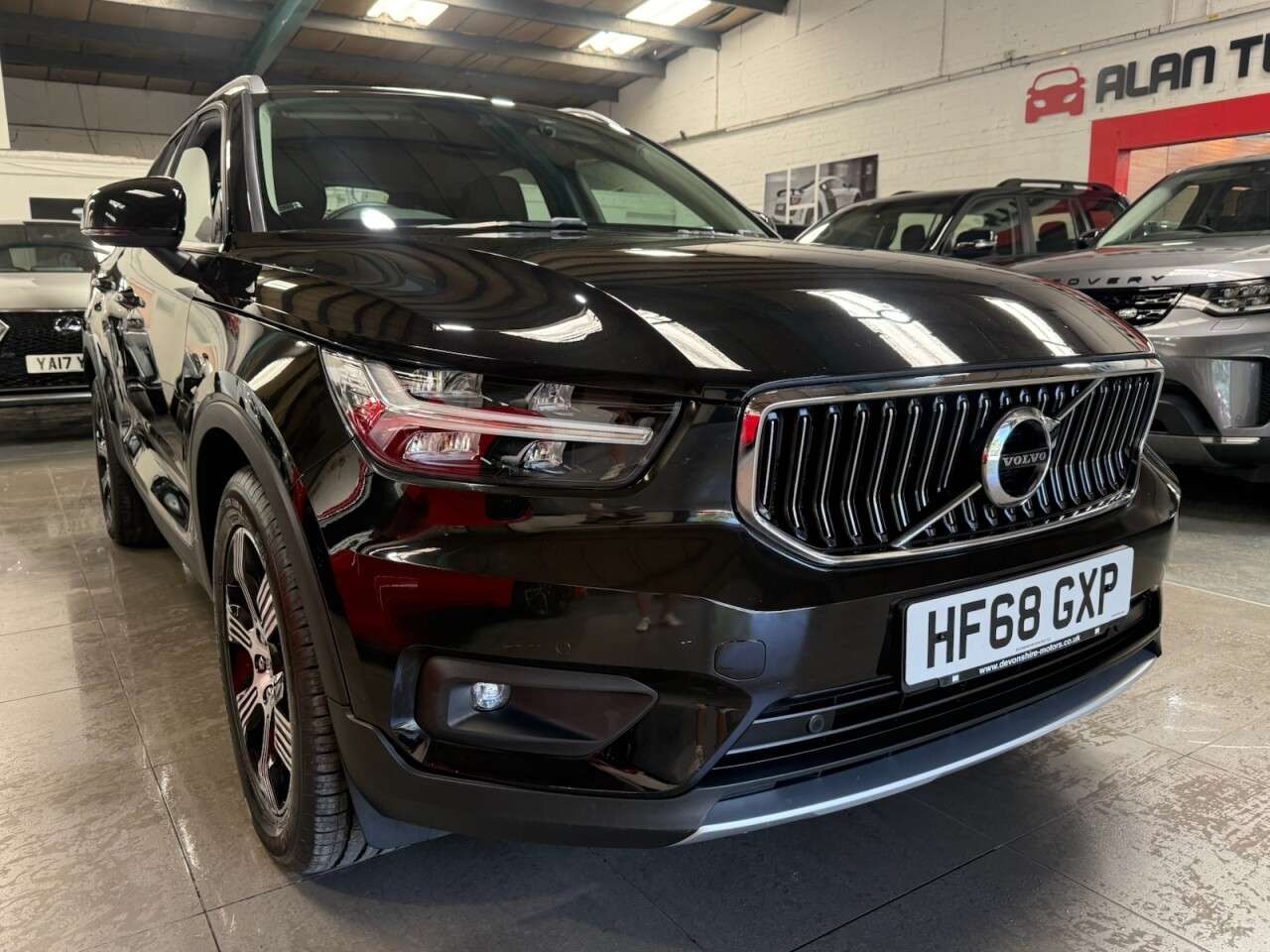 2018 VOLVO XC40 2018 VOLVO XC40