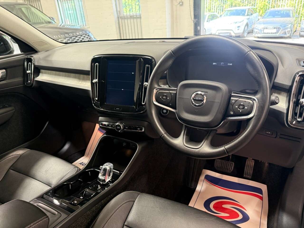 2018 VOLVO XC40 2018 VOLVO XC40