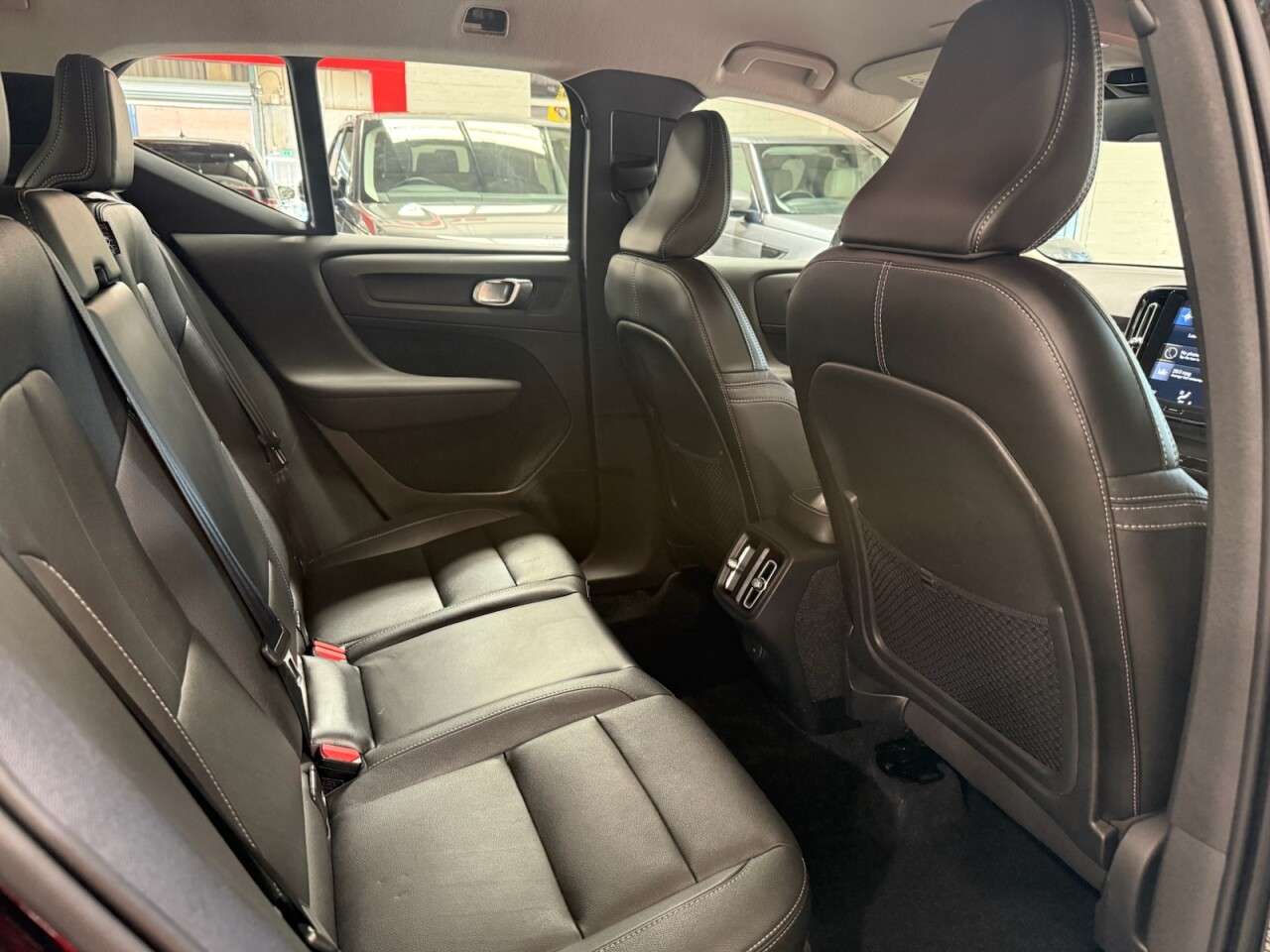 2018 VOLVO XC40 2018 VOLVO XC40