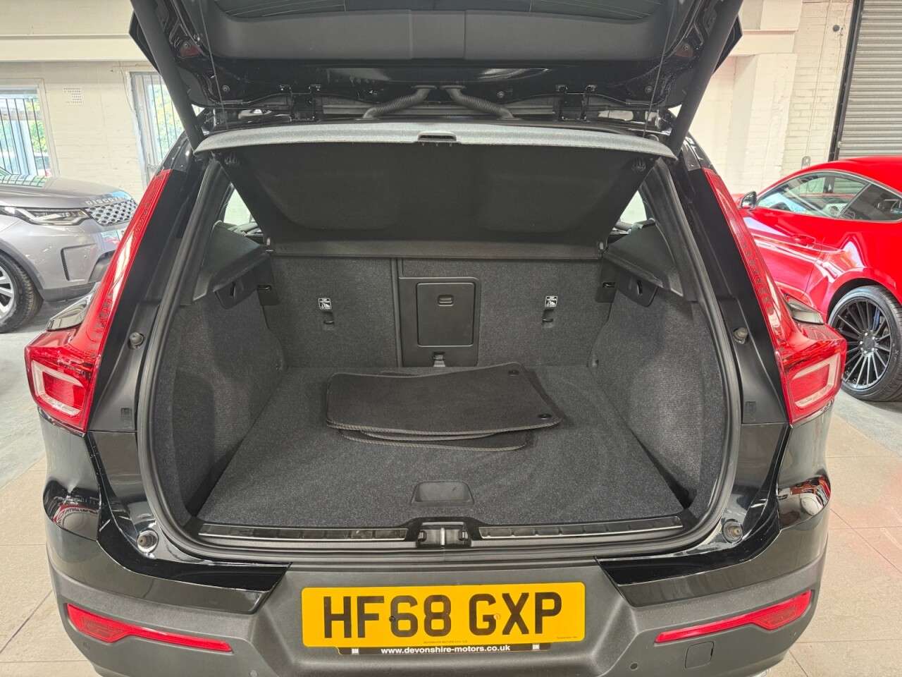 2018 VOLVO XC40 2018 VOLVO XC40