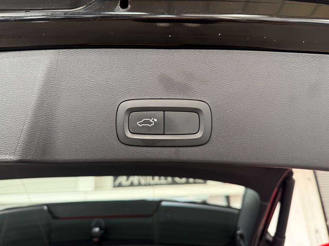 2018 VOLVO XC40 2018 VOLVO XC40