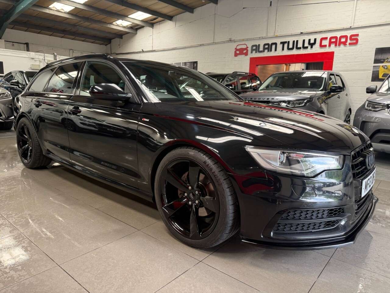 A 2013 AUDI A6 AVANT 2.0 TDI S line Estate 5dr Diesel Multitronic Euro 5 (s/s) (177 ps) A 2013 AUDI A6 AVANT 2.0 TDI S line Estate 5dr Diesel Multitronic Euro 5 (s/s) (177 ps)