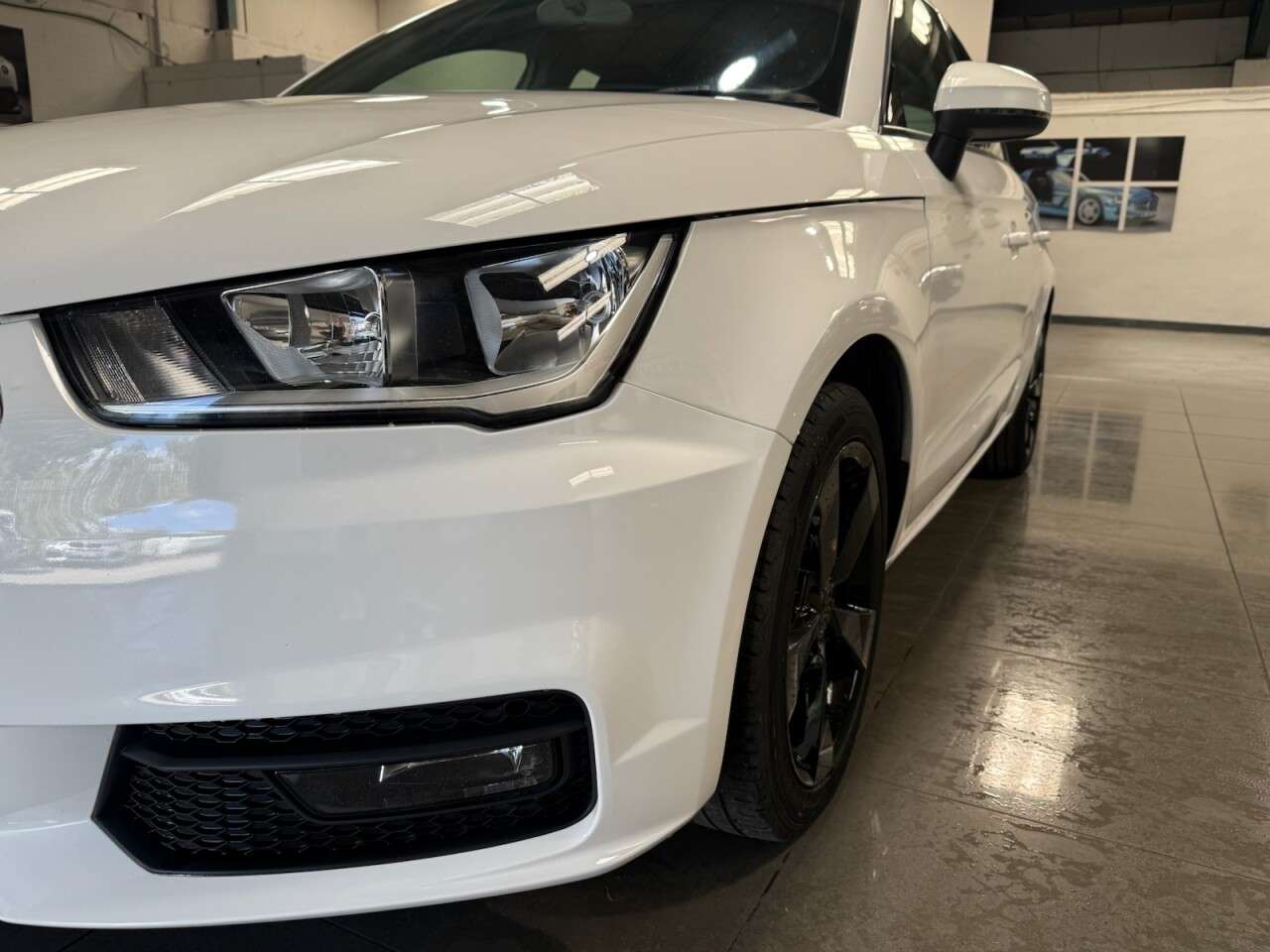 2018 AUDI A1 2018 AUDI A1