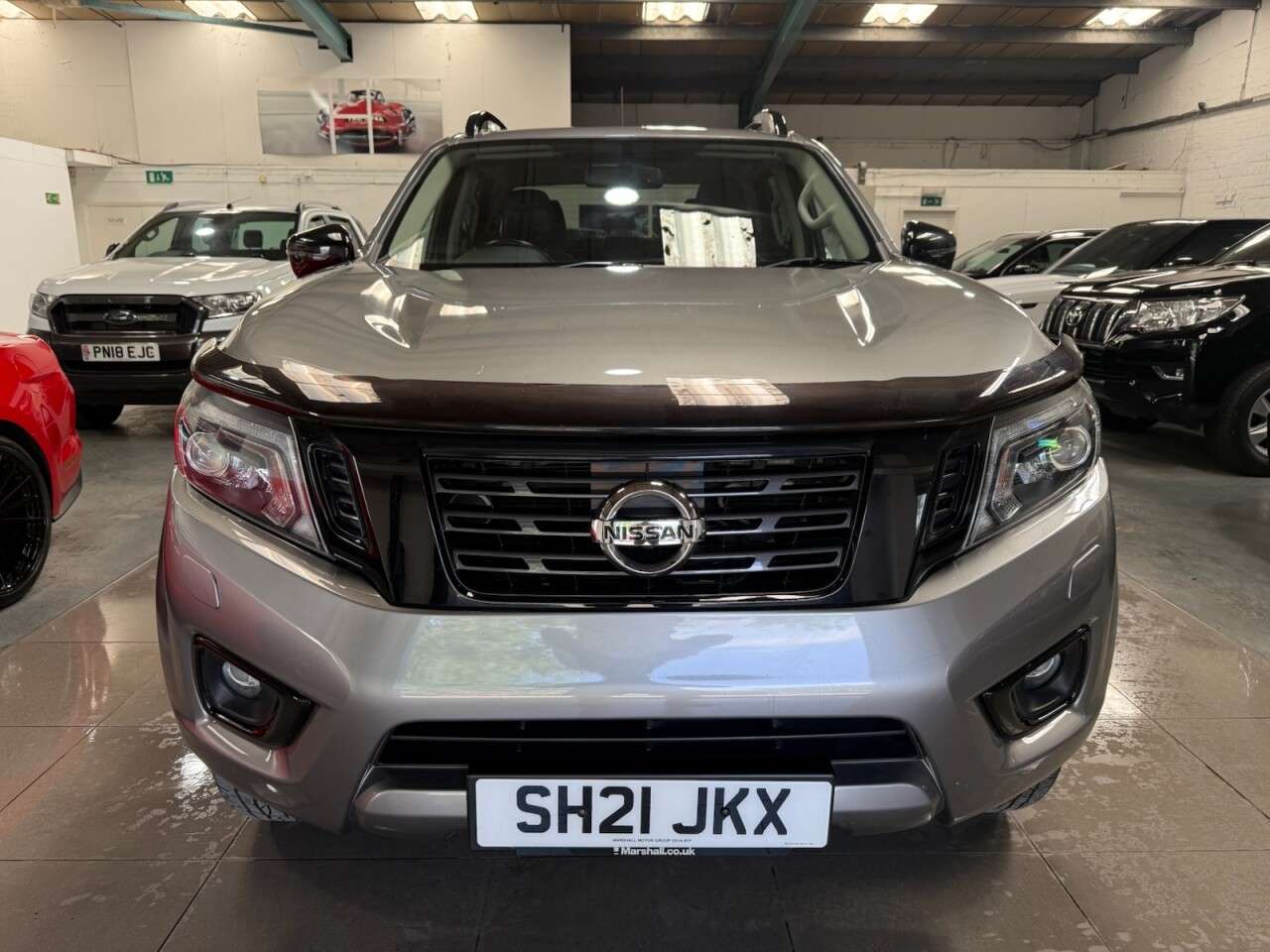 A 2021 NISSAN NAVARA 2.3 dCi N-Guard Pickup Double Cab 4dr Diesel Manual 4WD Euro 6 (s/s) (190 p A 2021 NISSAN NAVARA 2.3 dCi N-Guard Pickup Double Cab 4dr Diesel Manual 4WD Euro 6 (s/s) (190 p