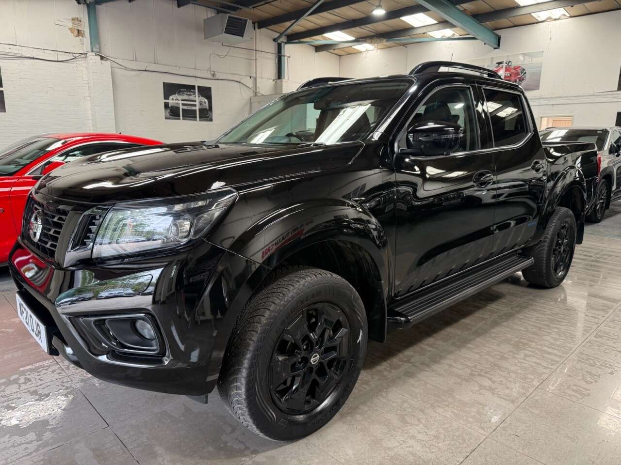 A 2021 NISSAN NAVARA 2.3 dCi N-Guard Pickup Double Cab 4dr Diesel Auto 4WD Euro 6 (190 ps) A 2021 NISSAN NAVARA 2.3 dCi N-Guard Pickup Double Cab 4dr Diesel Auto 4WD Euro 6 (190 ps)
