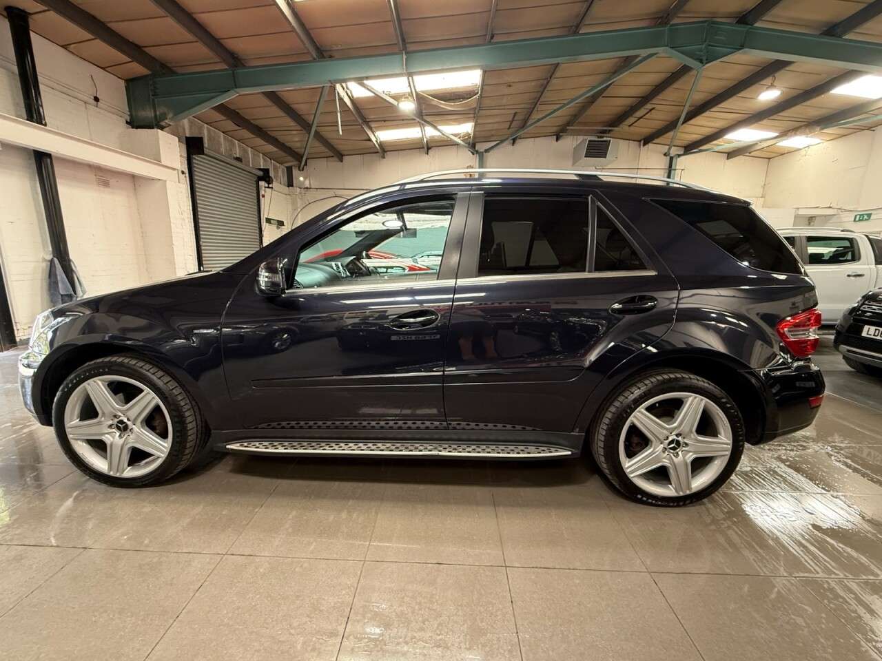 2011 MERCEDES-BENZ M CLASS 2011 MERCEDES-BENZ M CLASS