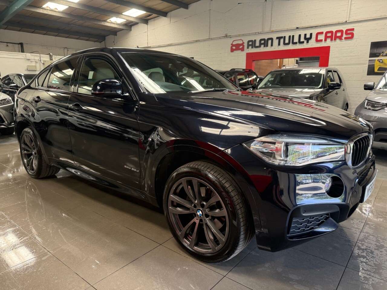 A 2018 BMW X6 3.0 30d M Sport SUV 5dr Diesel Auto xDrive Euro 6 (s/s) (258 ps) A 2018 BMW X6 3.0 30d M Sport SUV 5dr Diesel Auto xDrive Euro 6 (s/s) (258 ps)