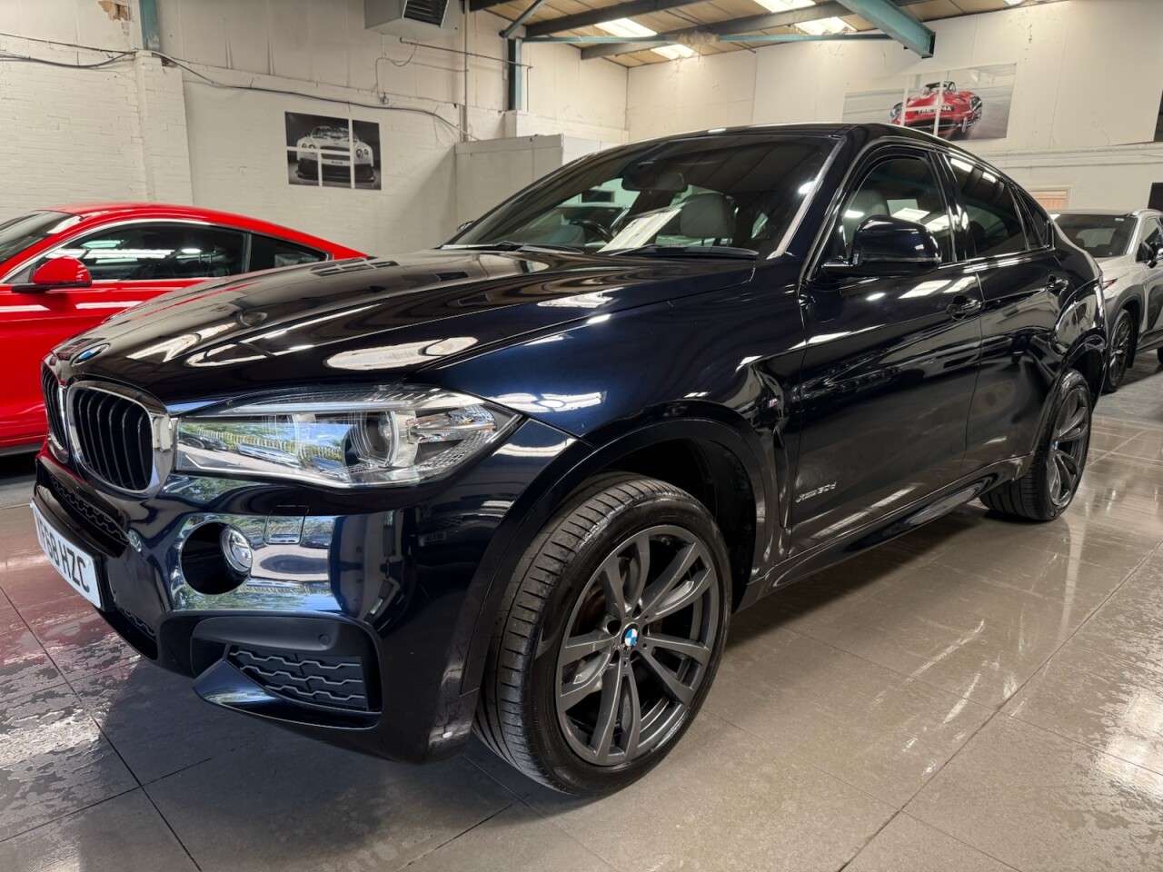 A 2018 BMW X6 3.0 30d M Sport SUV 5dr Diesel Auto xDrive Euro 6 (s/s) (258 ps) A 2018 BMW X6 3.0 30d M Sport SUV 5dr Diesel Auto xDrive Euro 6 (s/s) (258 ps)