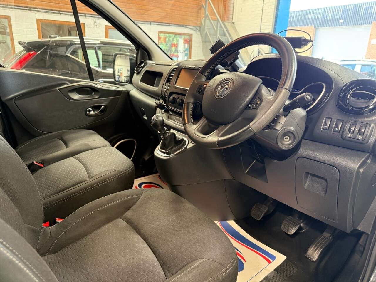 2017 VAUXHALL VIVARO 2017 VAUXHALL VIVARO