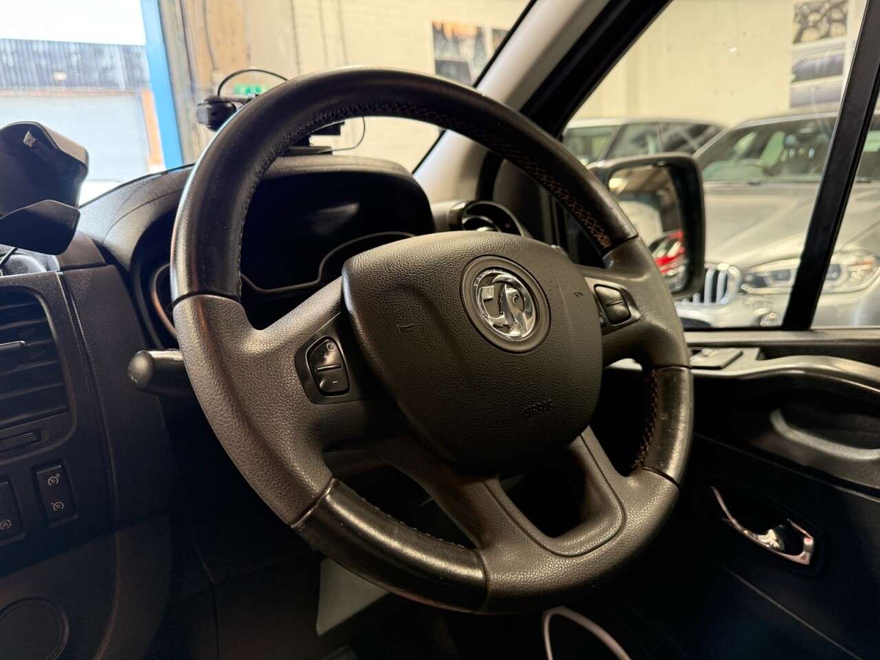 2017 VAUXHALL VIVARO 2017 VAUXHALL VIVARO