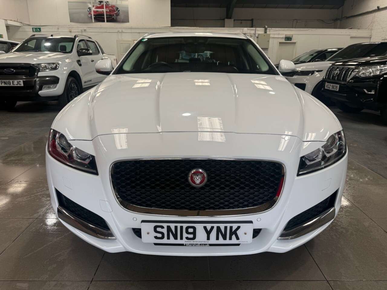 A 2019 JAGUAR XF 2.0i Portfolio GPF Sportbrake 5dr Petrol Auto Euro 6 (s/s) (250 ps) A 2019 JAGUAR XF 2.0i Portfolio GPF Sportbrake 5dr Petrol Auto Euro 6 (s/s) (250 ps)