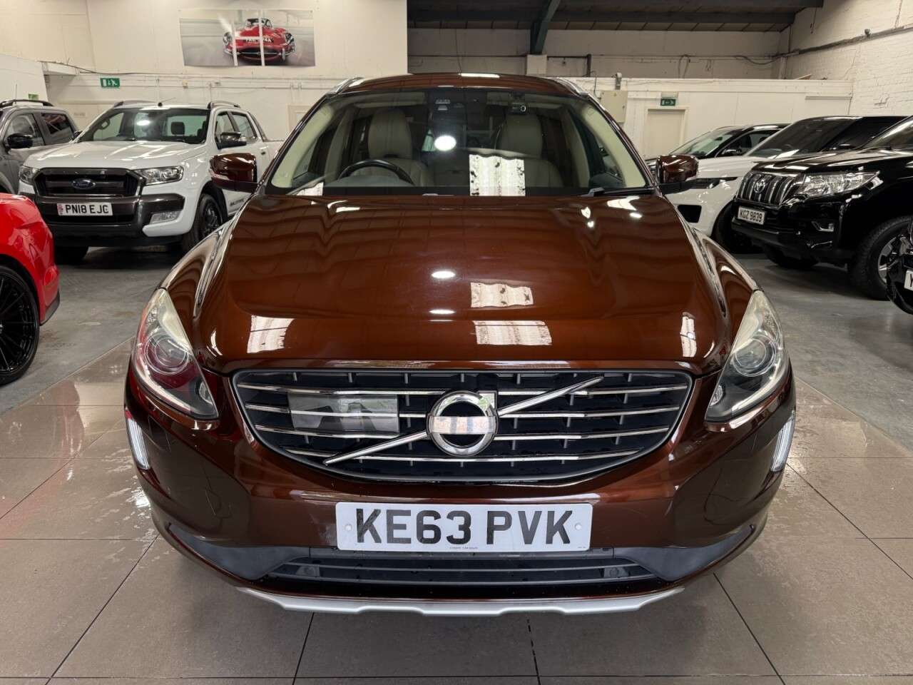 A 2013 VOLVO XC60 2.0 T5 SE Lux Nav SUV 5dr Petrol Auto Euro 6 (245ps) A 2013 VOLVO XC60 2.0 T5 SE Lux Nav SUV 5dr Petrol Auto Euro 6 (245ps)