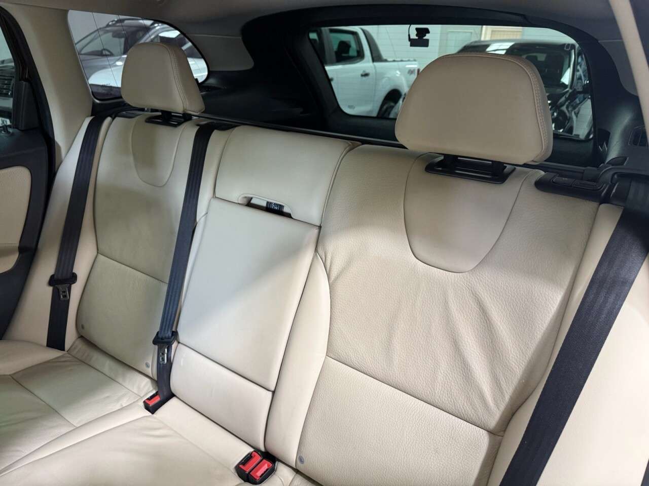 2013 VOLVO XC60 2013 VOLVO XC60