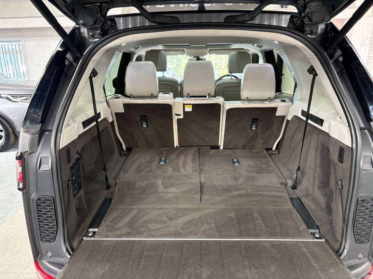 2017 LAND ROVER DISCOVERY 2017 LAND ROVER DISCOVERY