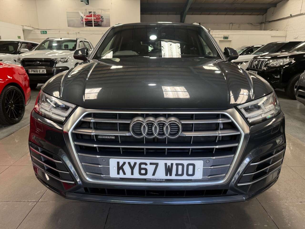 A 2017 AUDI Q5 2.0 TFSI S line SUV 5dr Petrol S Tronic quattro Euro 6 (s/s) (252 ps) A 2017 AUDI Q5 2.0 TFSI S line SUV 5dr Petrol S Tronic quattro Euro 6 (s/s) (252 ps)