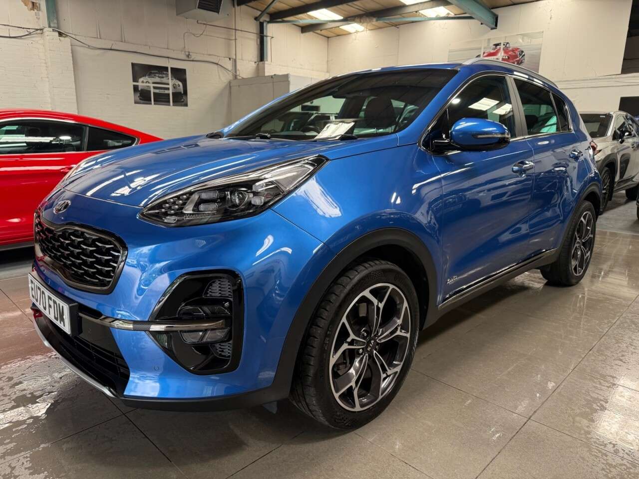 A 2020 KIA SPORTAGE 1.6 T-GDi GT-Line SUV 5dr Petrol DCT AWD Euro 6 (s/s) (174 bhp) A 2020 KIA SPORTAGE 1.6 T-GDi GT-Line SUV 5dr Petrol DCT AWD Euro 6 (s/s) (174 bhp)