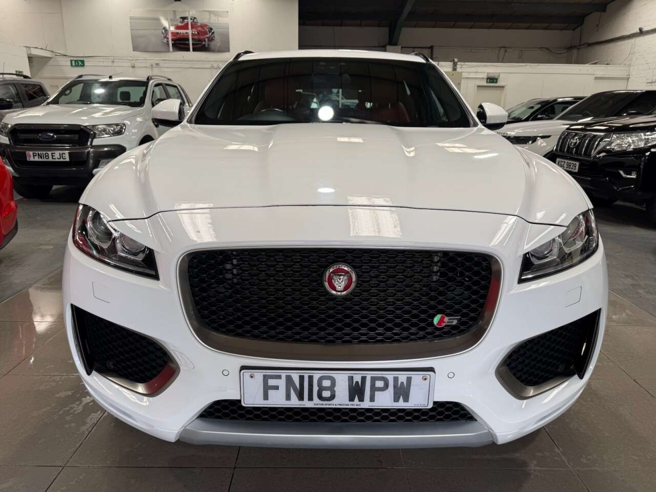A 2018 JAGUAR F-PACE 3.0 V6 S SUV 5dr Petrol Auto AWD Euro 6 (s/s) (380 ps) A 2018 JAGUAR F-PACE 3.0 V6 S SUV 5dr Petrol Auto AWD Euro 6 (s/s) (380 ps)