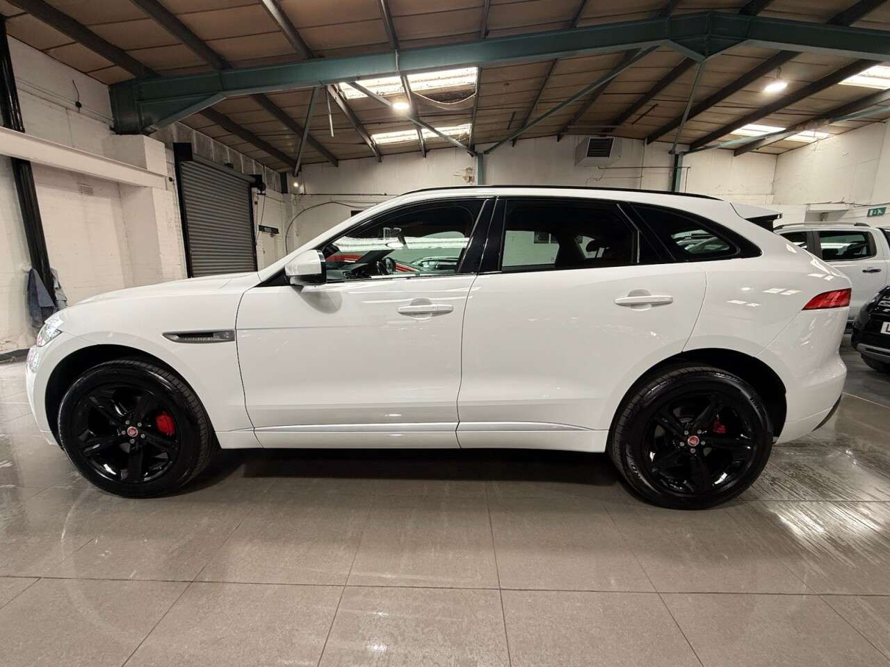2018 JAGUAR F-PACE 2018 JAGUAR F-PACE
