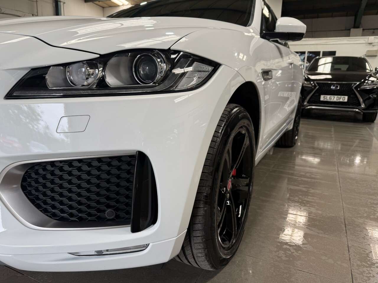 2018 JAGUAR F-PACE 2018 JAGUAR F-PACE