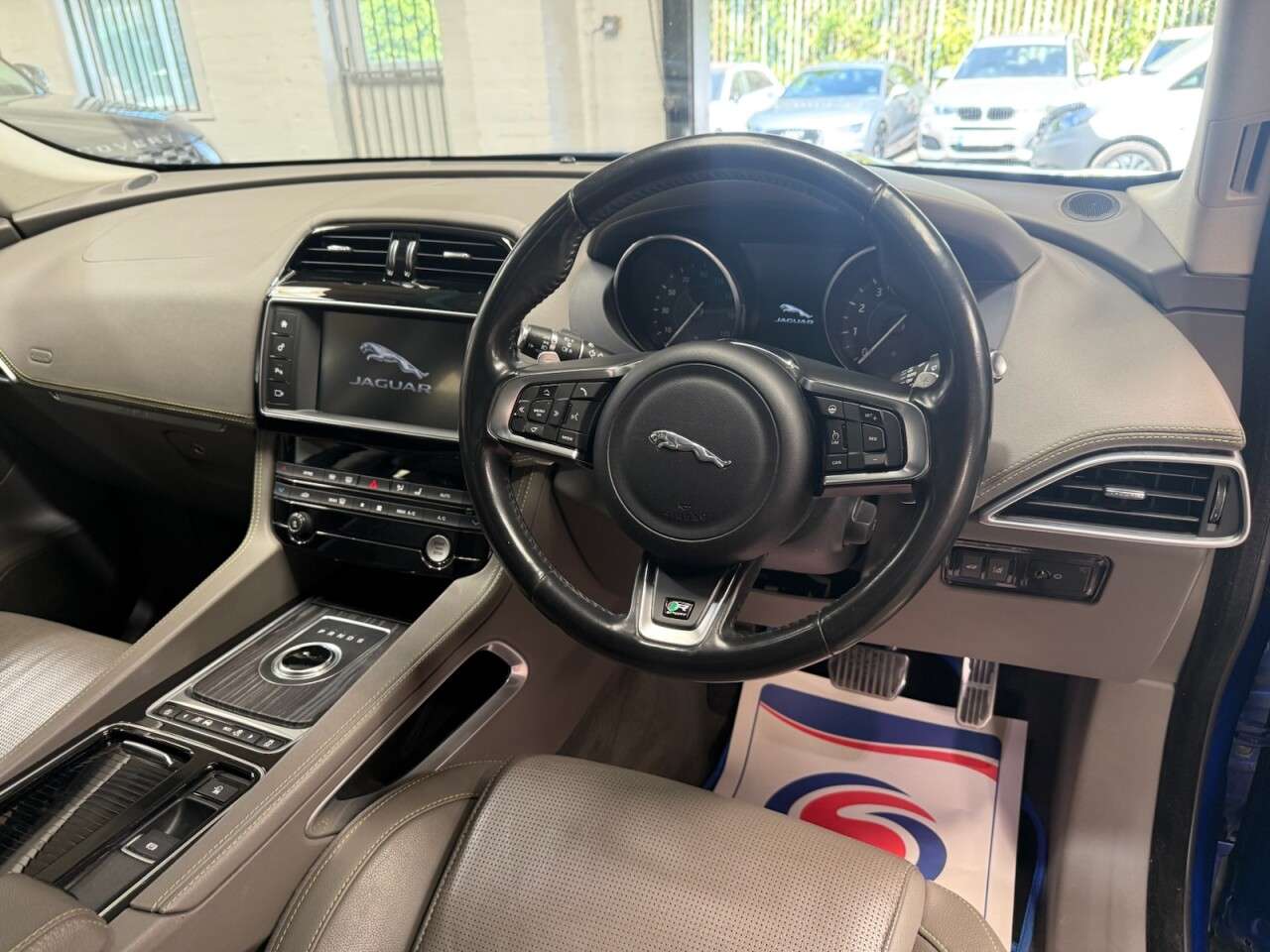 2018 JAGUAR F-PACE 2018 JAGUAR F-PACE