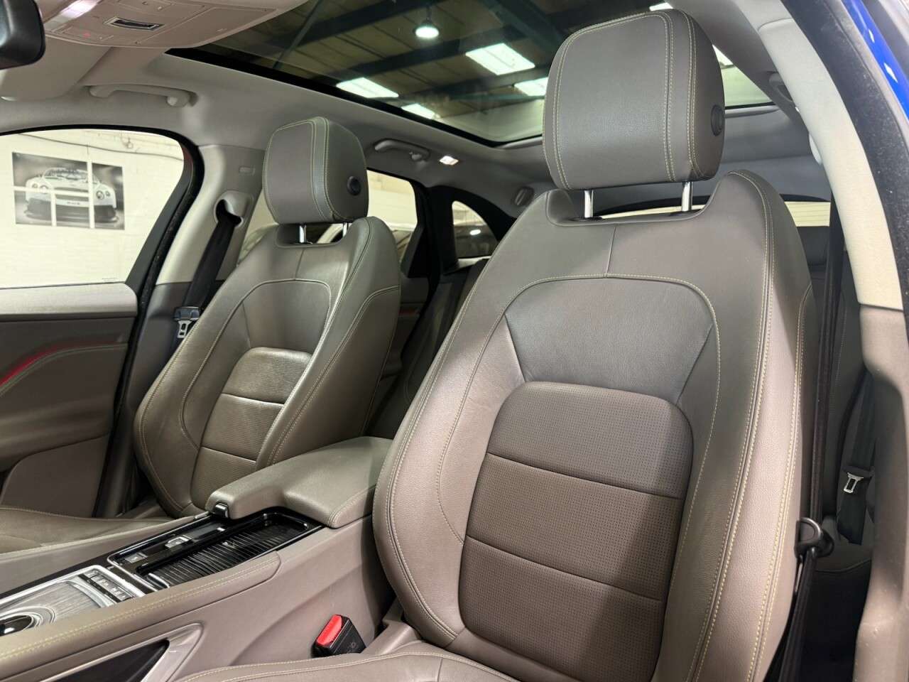 2018 JAGUAR F-PACE 2018 JAGUAR F-PACE