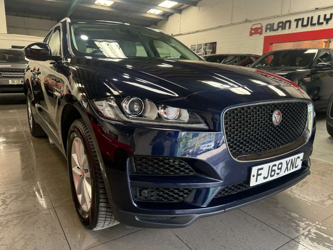 2019 JAGUAR F-PACE 2019 JAGUAR F-PACE