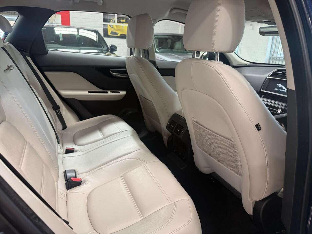 2019 JAGUAR F-PACE 2019 JAGUAR F-PACE