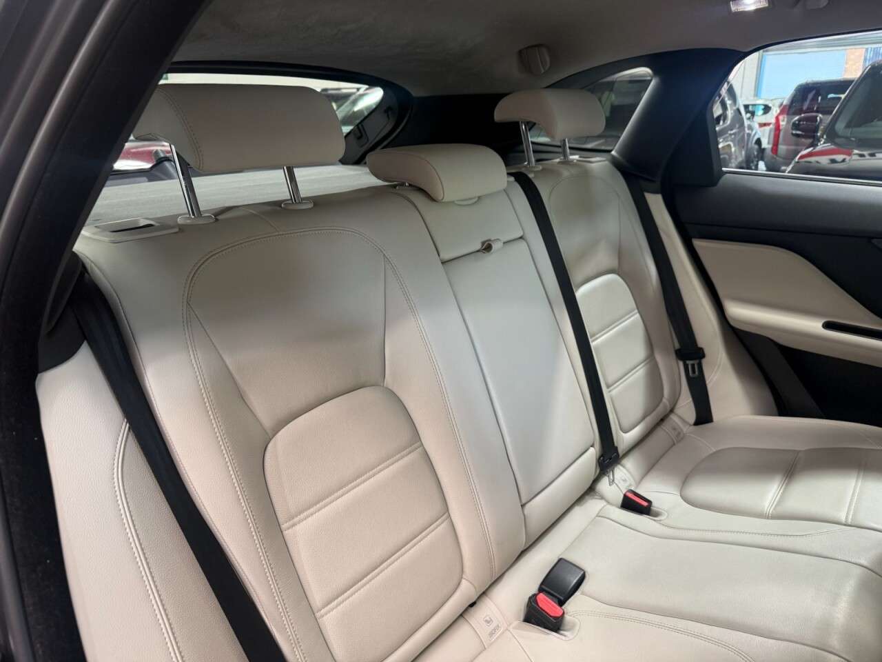 2019 JAGUAR F-PACE 2019 JAGUAR F-PACE