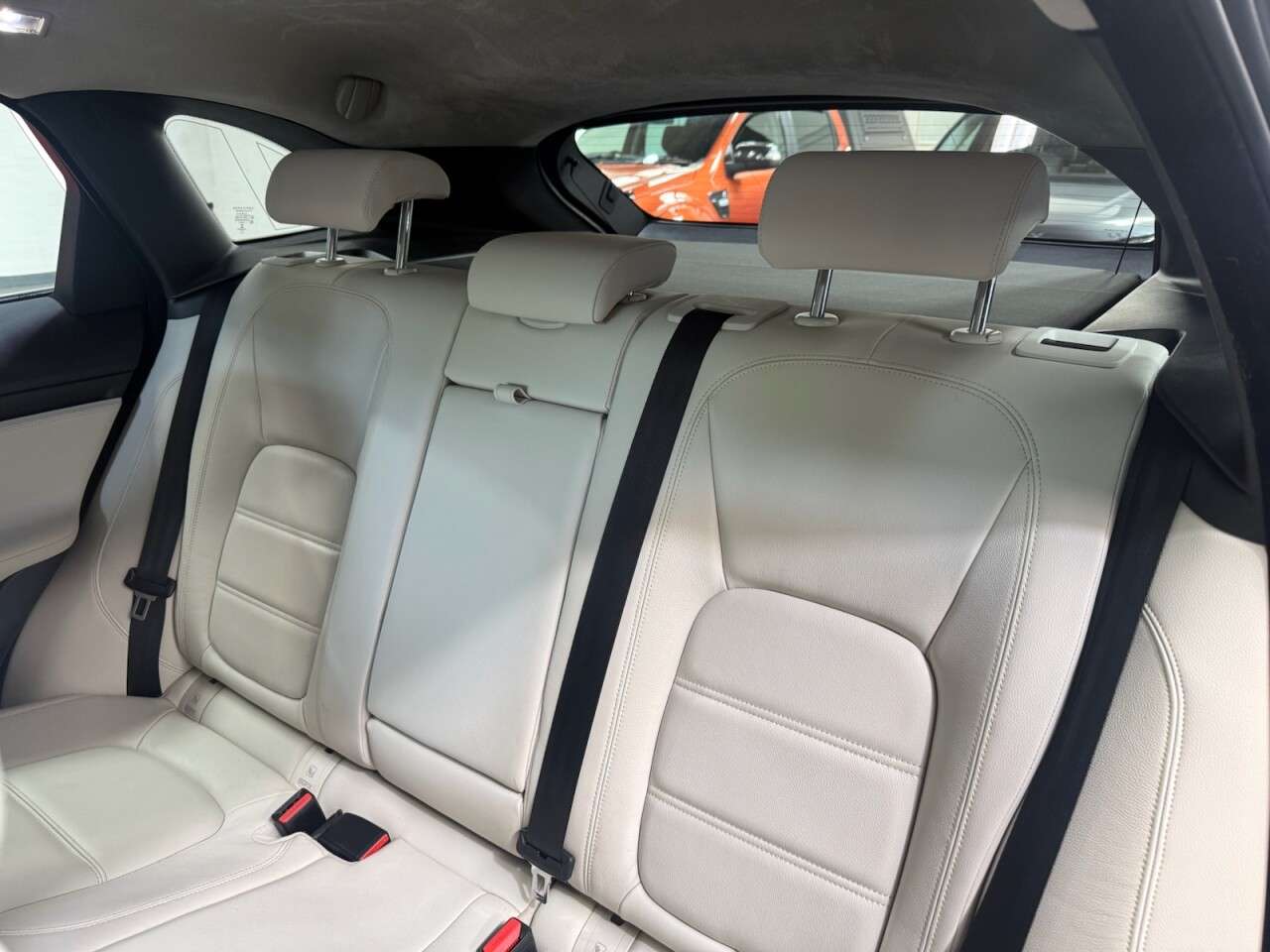 2019 JAGUAR F-PACE 2019 JAGUAR F-PACE