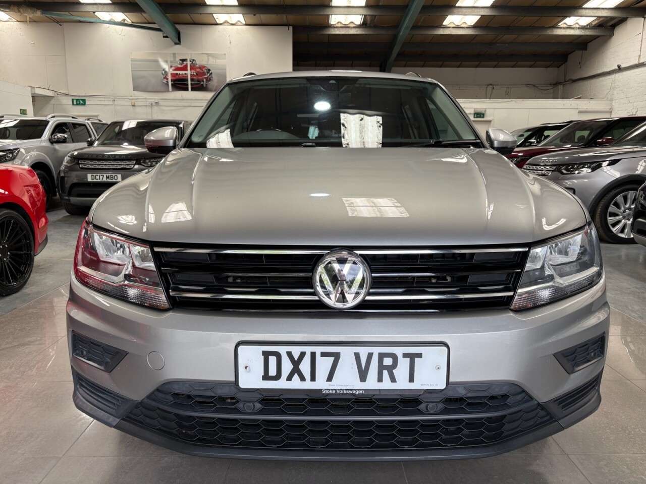 A 2017 VOLKSWAGEN TIGUAN 2.0 TDI BlueMotion Tech S SUV 5dr Diesel DSG 4Motion Euro 6 (s/s) (150 ps) A 2017 VOLKSWAGEN TIGUAN 2.0 TDI BlueMotion Tech S SUV 5dr Diesel DSG 4Motion Euro 6 (s/s) (150 ps)