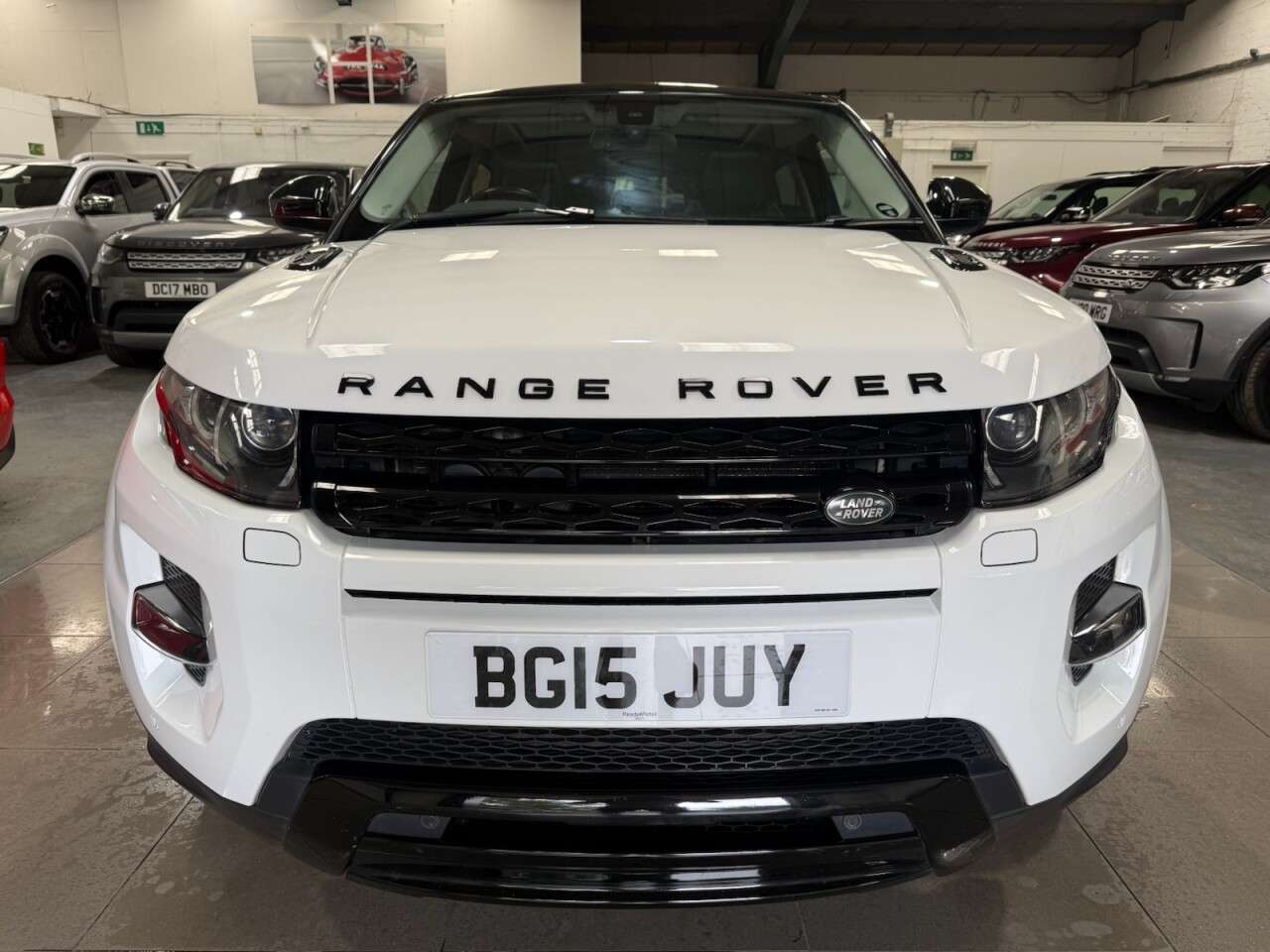 A 2015 LAND ROVER RANGE ROVER EVOQUE 2.2 SD4 Dynamic Coupe 3dr Diesel Auto 4WD Euro 5 (s/s) (190 ps) A 2015 LAND ROVER RANGE ROVER EVOQUE 2.2 SD4 Dynamic Coupe 3dr Diesel Auto 4WD Euro 5 (s/s) (190 ps)