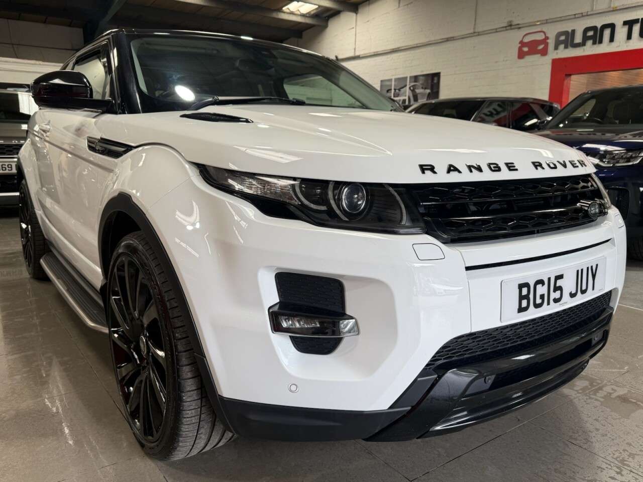 2015 LAND ROVER RANGE ROVER EVOQUE 2015 LAND ROVER RANGE ROVER EVOQUE