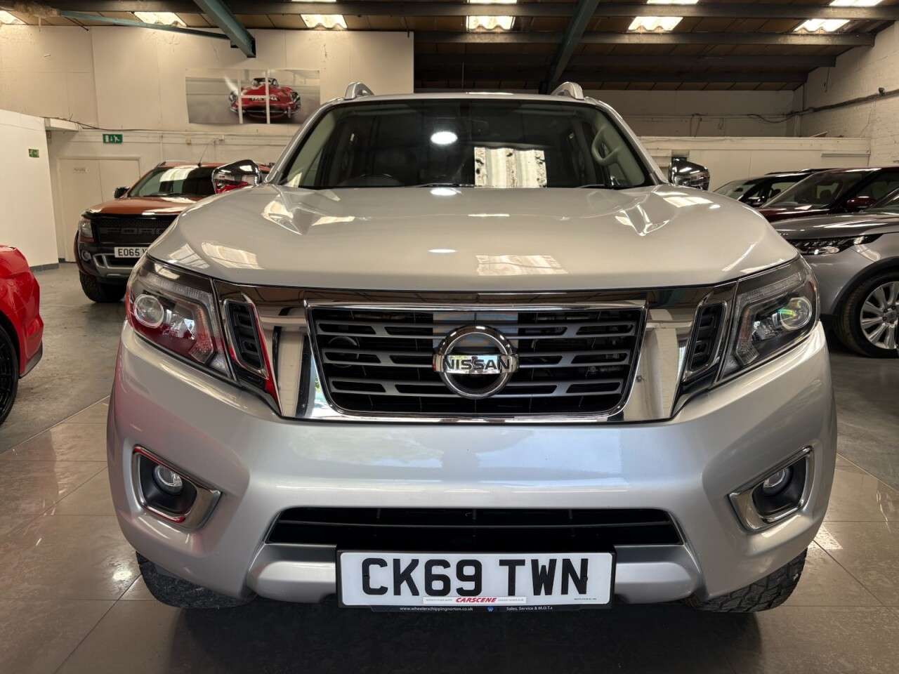 A 2019 NISSAN NAVARA 2.3 dCi Tekna Pickup Double Cab 4dr Diesel Auto 4WD Euro 6 (190 ps) A 2019 NISSAN NAVARA 2.3 dCi Tekna Pickup Double Cab 4dr Diesel Auto 4WD Euro 6 (190 ps)