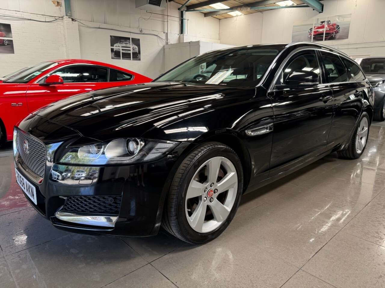 A 2018 JAGUAR XF 2.0i Portfolio GPF Sportbrake 5dr Petrol Auto Euro 6 (s/s) (250 ps) A 2018 JAGUAR XF 2.0i Portfolio GPF Sportbrake 5dr Petrol Auto Euro 6 (s/s) (250 ps)