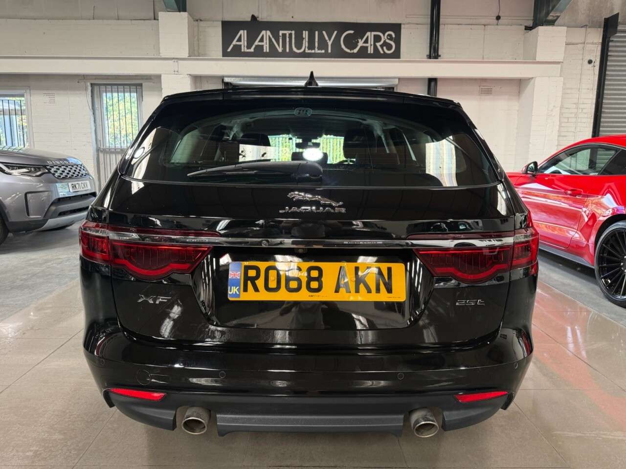 A 2018 JAGUAR XF 2.0i Portfolio GPF Sportbrake 5dr Petrol Auto Euro 6 (s/s) (250 ps) A 2018 JAGUAR XF 2.0i Portfolio GPF Sportbrake 5dr Petrol Auto Euro 6 (s/s) (250 ps)