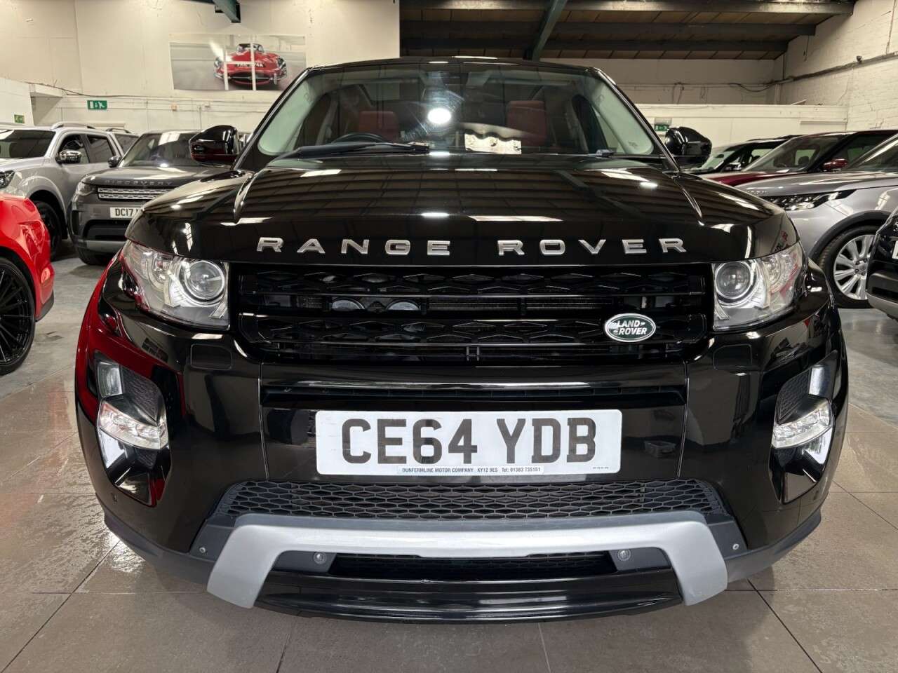 A 2014 LAND ROVER RANGE ROVER EVOQUE 2.2 SD4 Dynamic SUV 5dr Diesel Auto 4WD Euro 5 (s/s) (190 ps) A 2014 LAND ROVER RANGE ROVER EVOQUE 2.2 SD4 Dynamic SUV 5dr Diesel Auto 4WD Euro 5 (s/s) (190 ps)