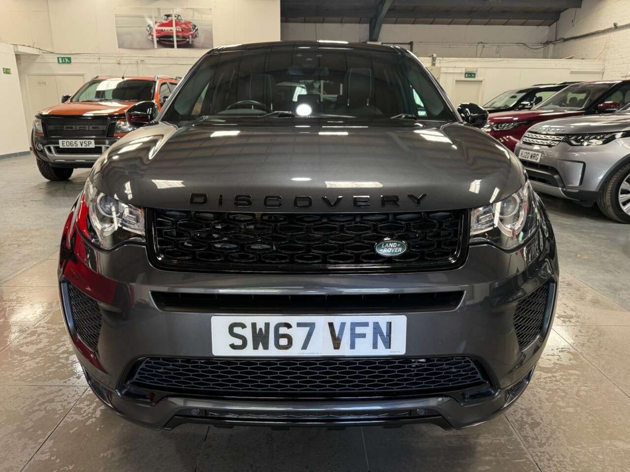 A 2017 LAND ROVER DISCOVERY SPORT 2.0 Si4 HSE Dynamic Lux SUV 5dr Petrol Auto 4WD Euro 6 (s/s) (290 bhp) ONE A 2017 LAND ROVER DISCOVERY SPORT 2.0 Si4 HSE Dynamic Lux SUV 5dr Petrol Auto 4WD Euro 6 (s/s) (290 bhp) ONE