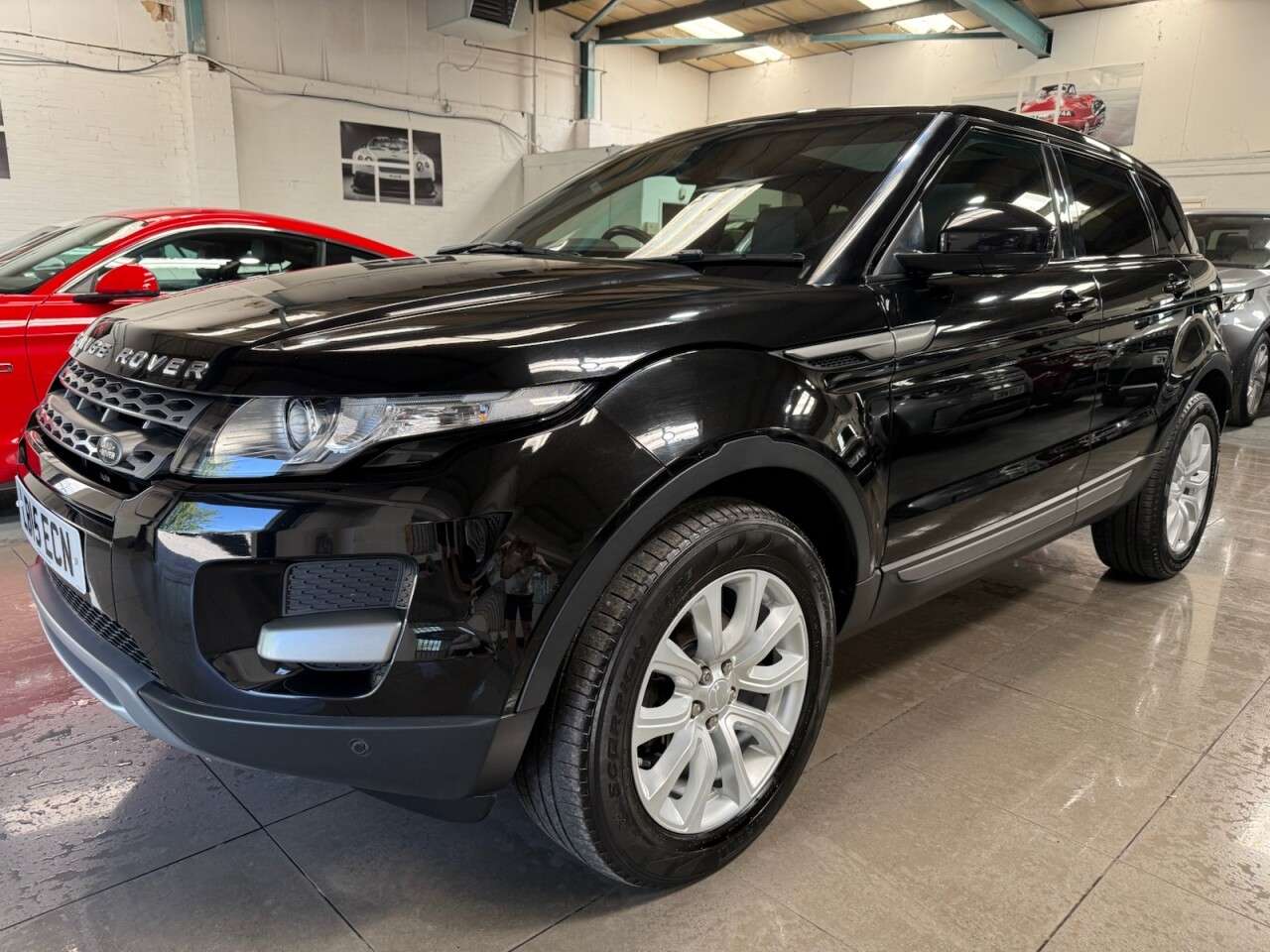 A 2015 LAND ROVER RANGE ROVER EVOQUE 2.2 SD4 Pure Tech SUV 5dr Diesel Auto 4WD Euro 5 (s/s) (190 ps) A 2015 LAND ROVER RANGE ROVER EVOQUE 2.2 SD4 Pure Tech SUV 5dr Diesel Auto 4WD Euro 5 (s/s) (190 ps)