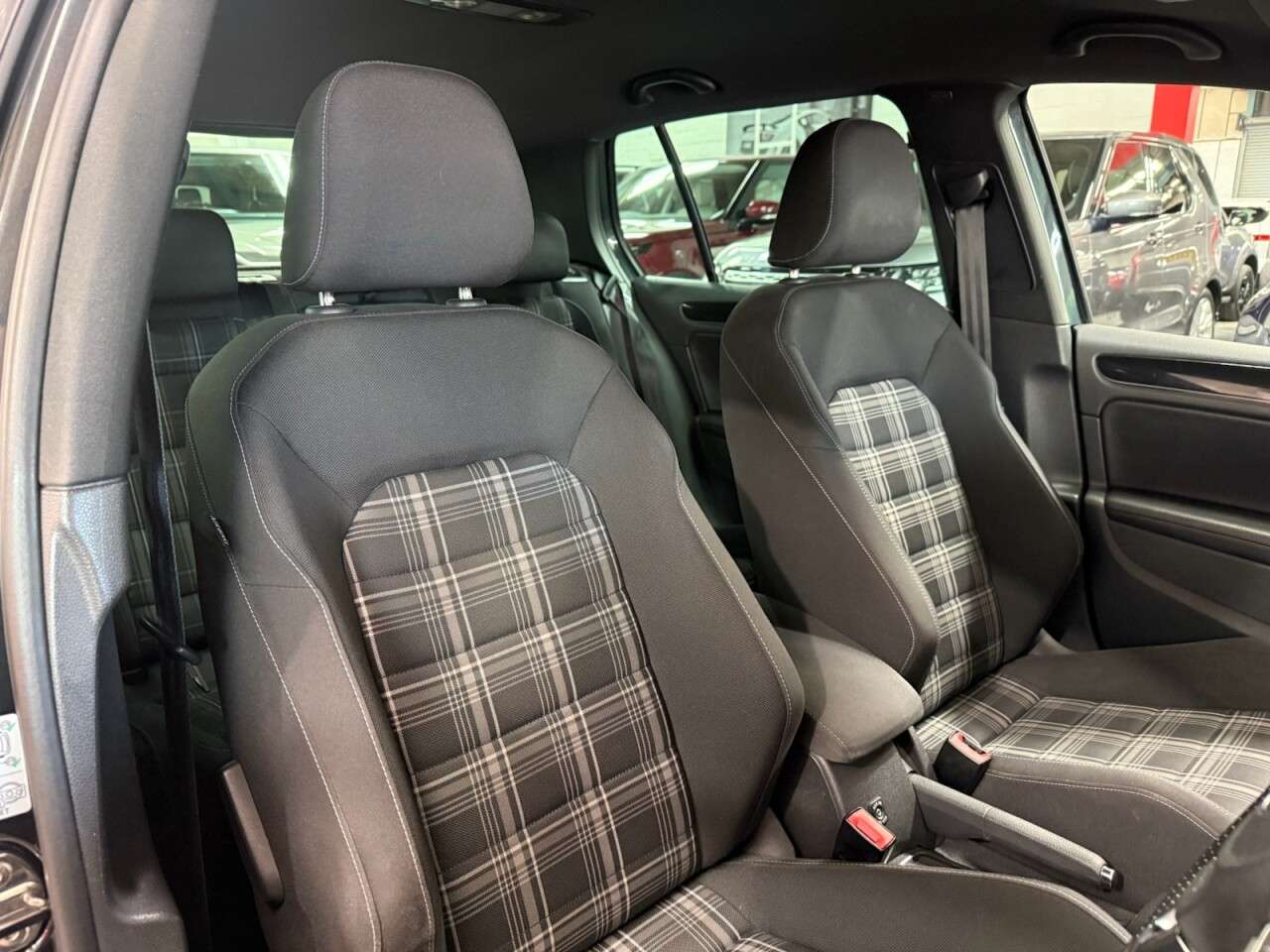 2011 VOLKSWAGEN GOLF 2011 VOLKSWAGEN GOLF