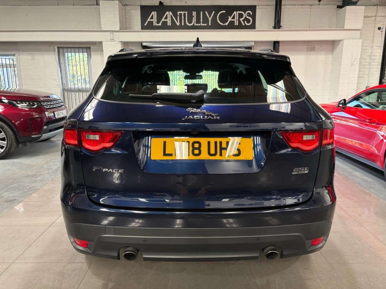 A 2018 JAGUAR F-PACE 2.0 P250i R-Sport SUV 5dr Petrol Auto AWD Euro 6 (s/s) (250 ps) A 2018 JAGUAR F-PACE 2.0 P250i R-Sport SUV 5dr Petrol Auto AWD Euro 6 (s/s) (250 ps)