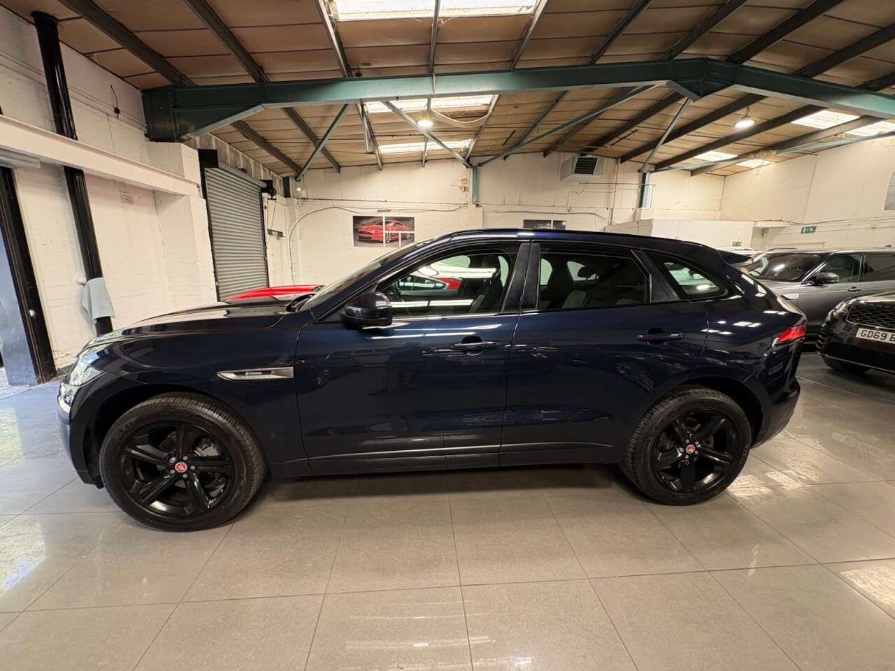 2018 JAGUAR F-PACE 2018 JAGUAR F-PACE