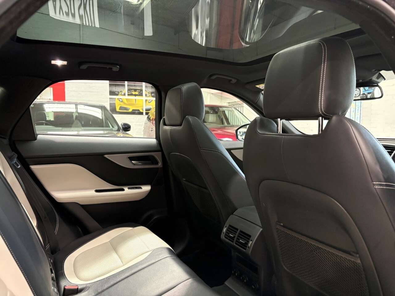 2018 JAGUAR F-PACE 2018 JAGUAR F-PACE