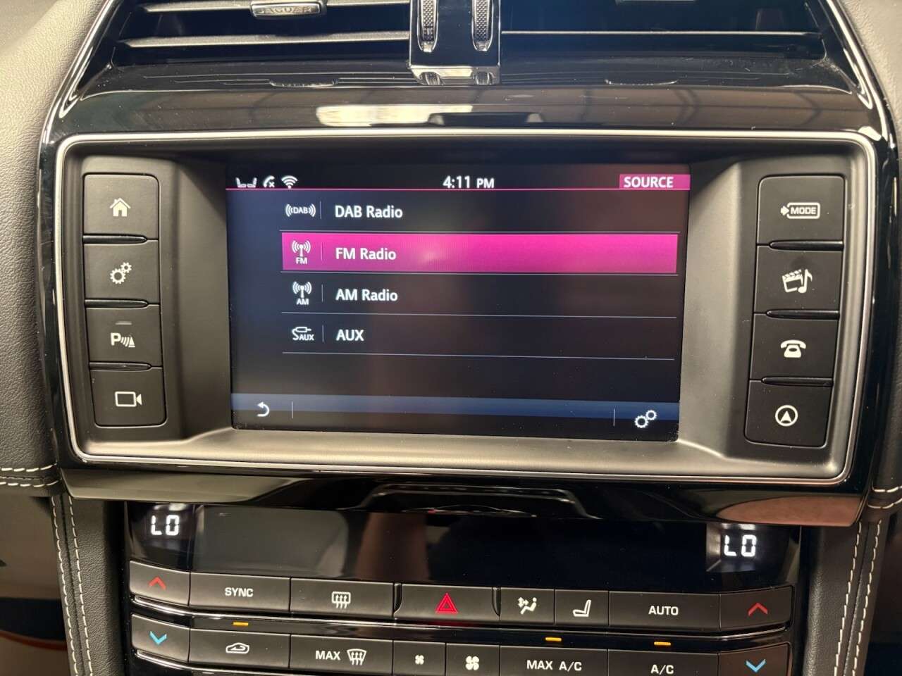 2018 JAGUAR F-PACE 2018 JAGUAR F-PACE