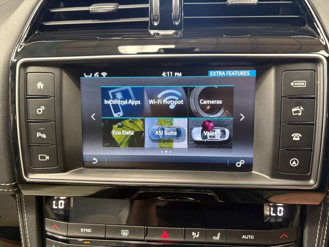 2018 JAGUAR F-PACE 2018 JAGUAR F-PACE