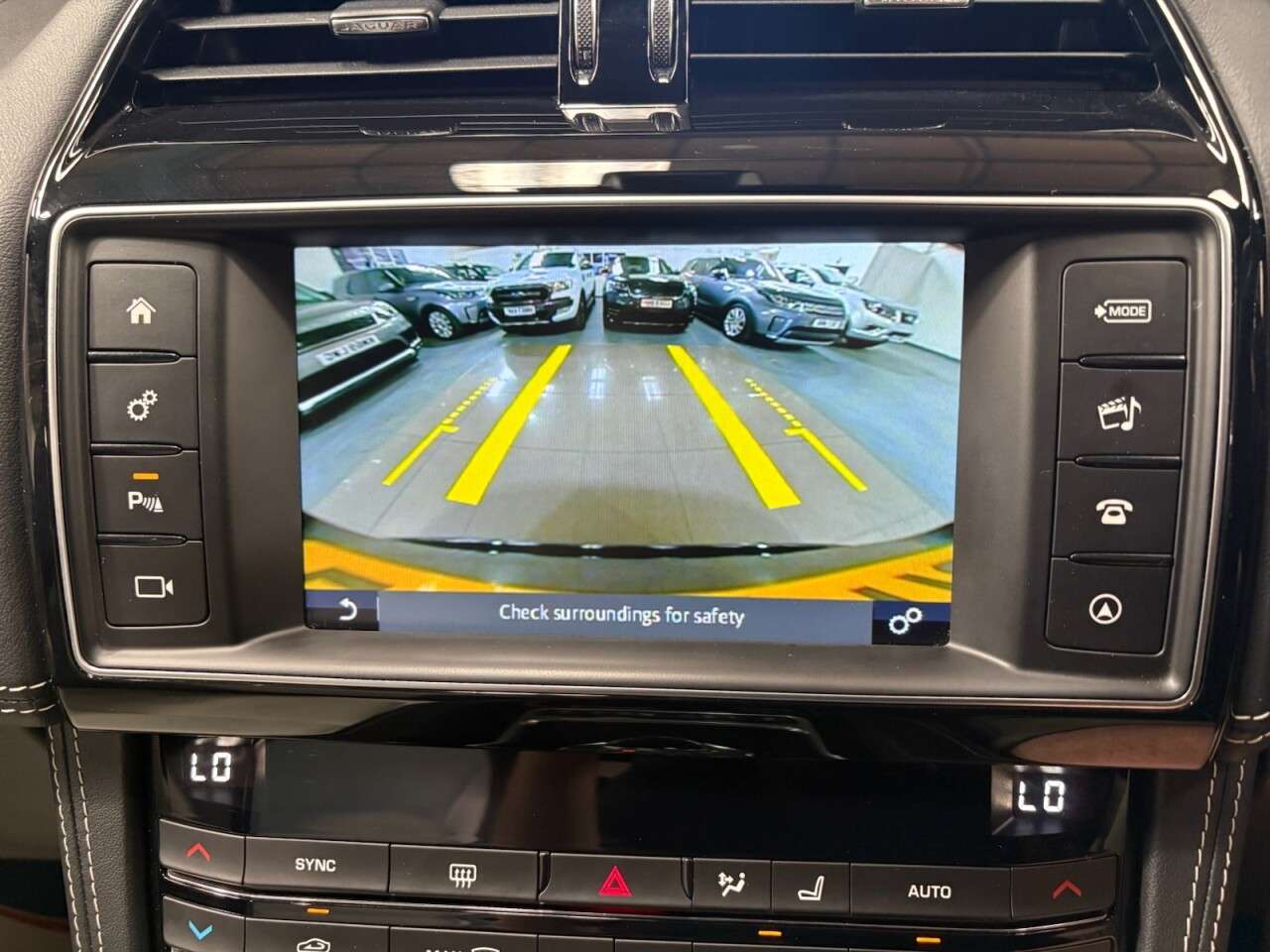 2018 JAGUAR F-PACE 2018 JAGUAR F-PACE